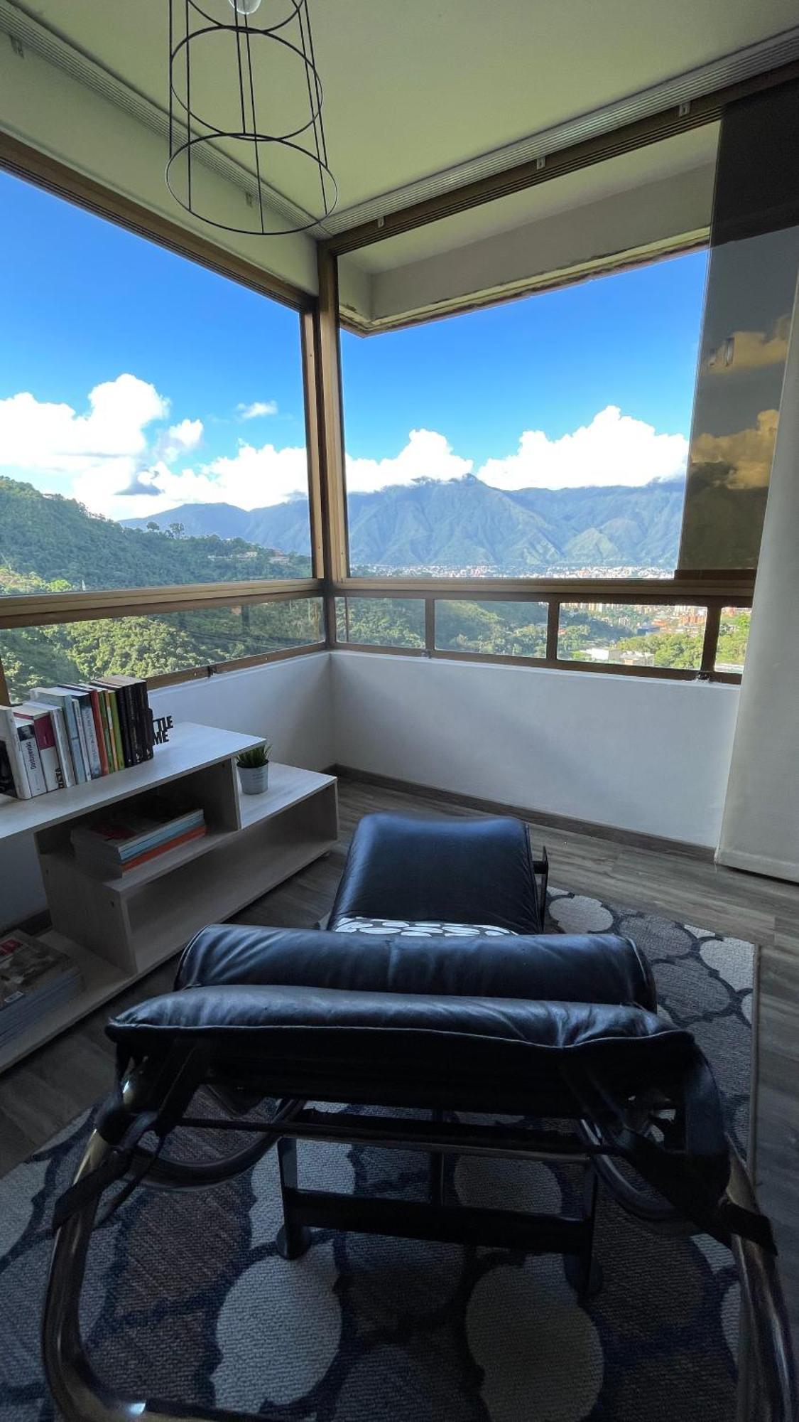 Lindo Apartamento En Los Naranjos Del Cafetal Apartment Caracas Luaran gambar